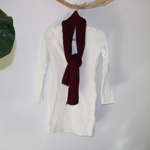 June & Hudson Dresses & Skirts - JUNE & HUDSON Bodycon Dress